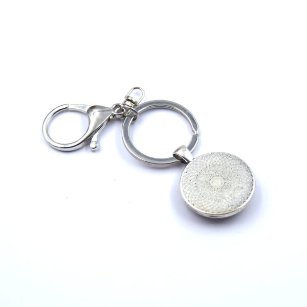 Porte-clés Celtique Triskell, 2 Modèles, Noir et Blanc – Image 4