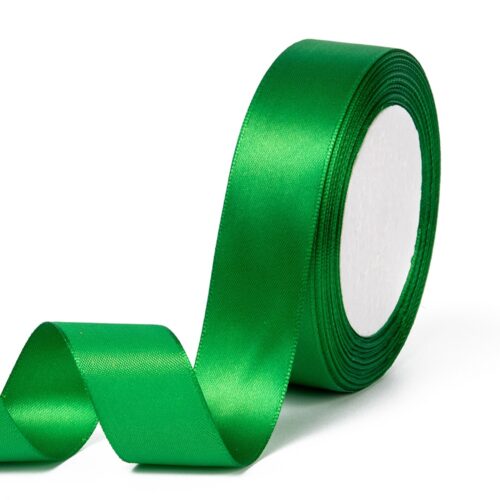 Rouleau de 22 mètres de ruban en satin 25mm vert