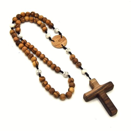 Chapelet religieux en perles d'olivier et croix en noyer