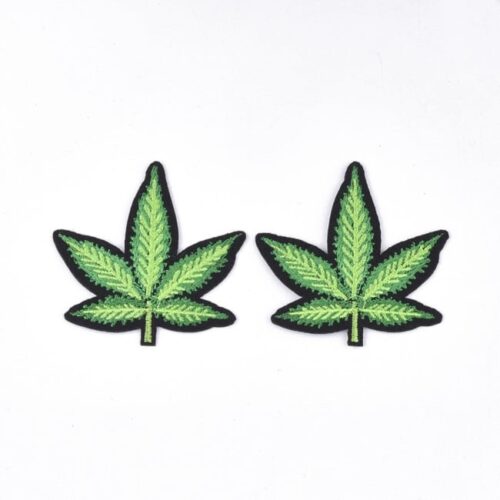 Ecussons patchs thermocollants feuille de cannabis X2