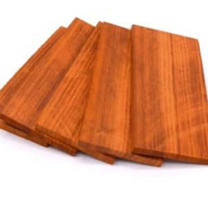 plaquettes en bois de padouk