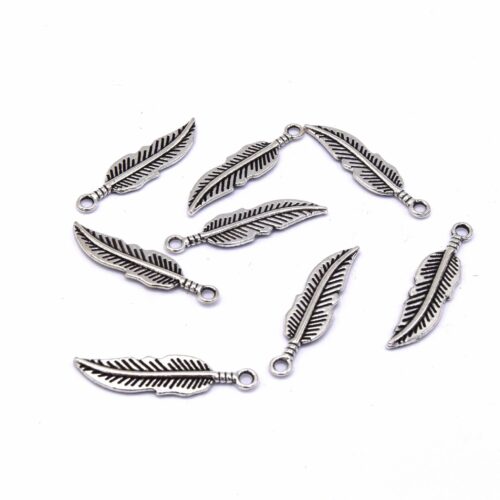 Breloques Plume argent antique brillant 30mm