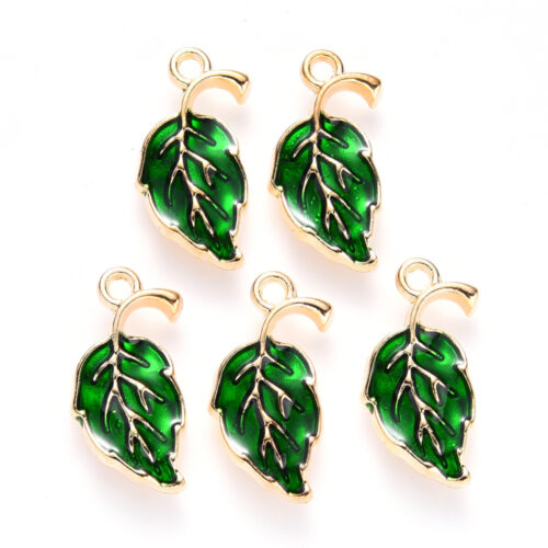 BRELOQUE FEUILLES VERTES EMAILLES bijoux et activités créatives