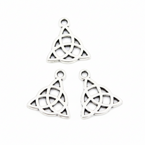 Breloques Triquetra – Nœud Celtique en Argent Vieilli