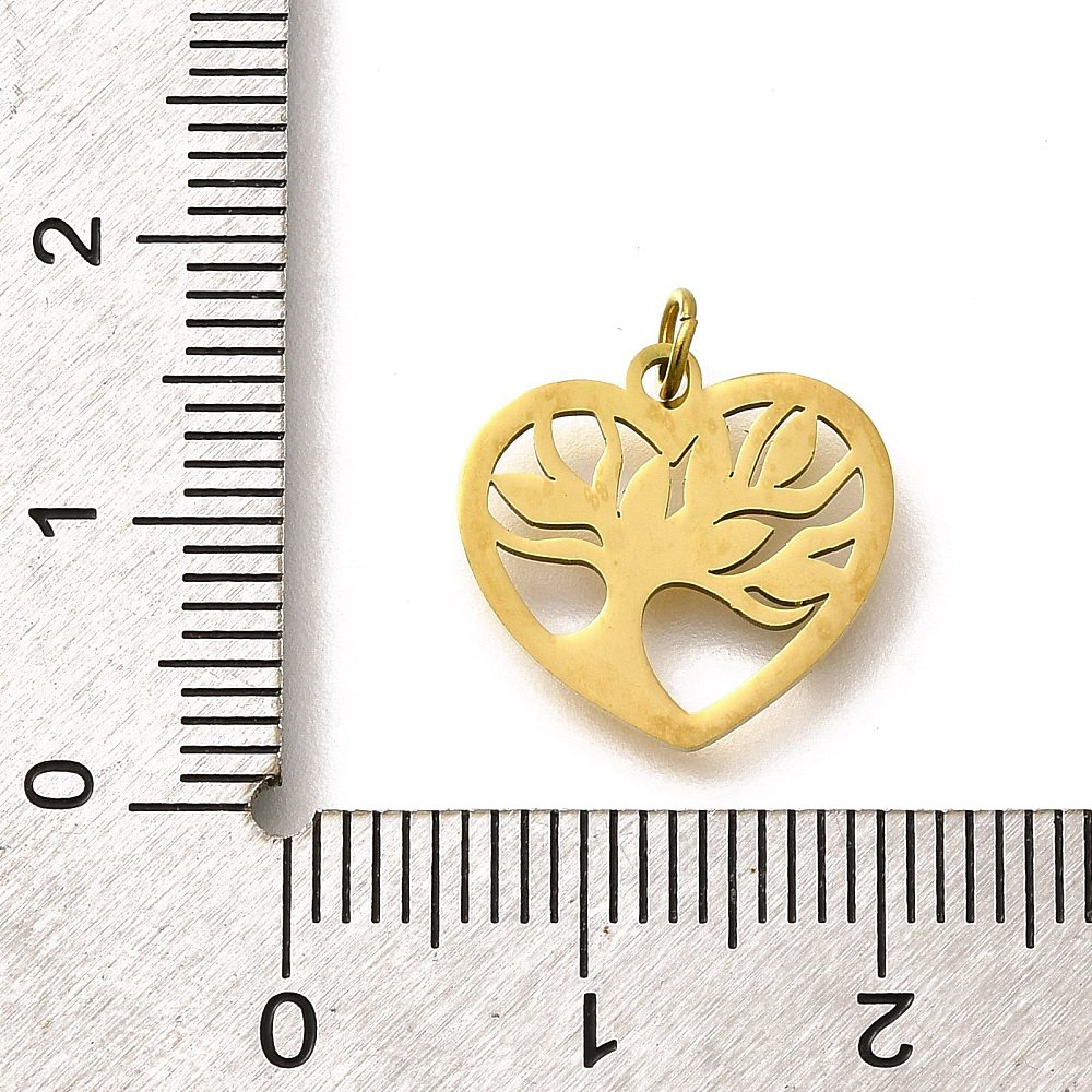 Dimension réelle de la breloque arbre de vie acier inoxydable doré 14x15mm sur un bijou.