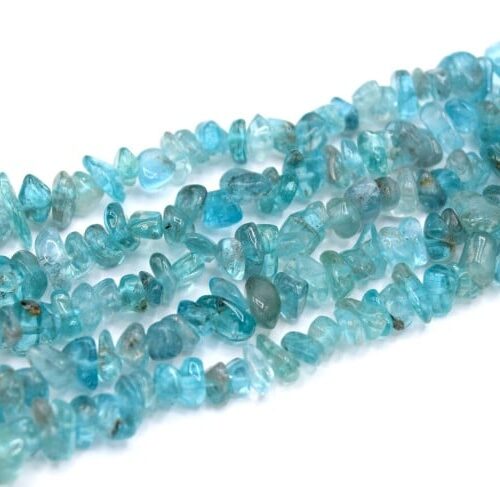 Perles apatite naturelle forme puce ou pépites bleu translucide