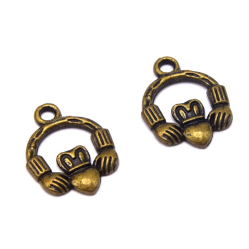 Breloques Claddagh ~18mm en bronze