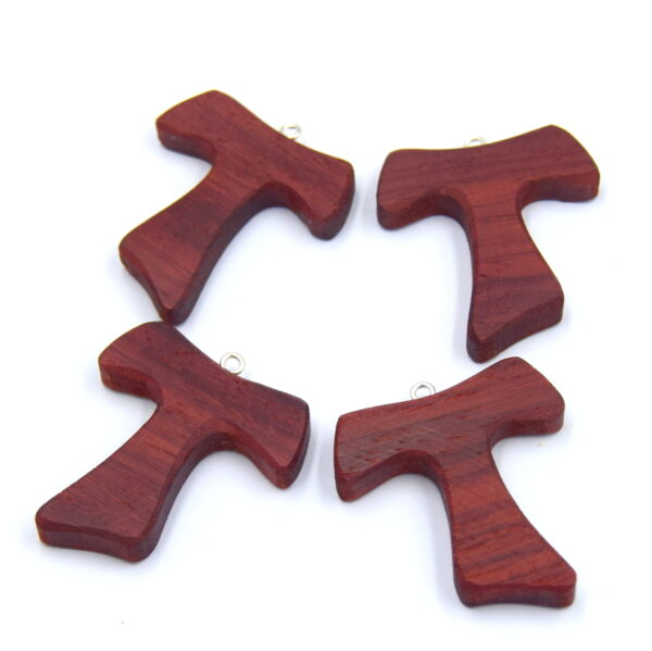 Croix Tau en Bois de Padouk Poli Main 4 cm, Attache piton x1 – Image 5