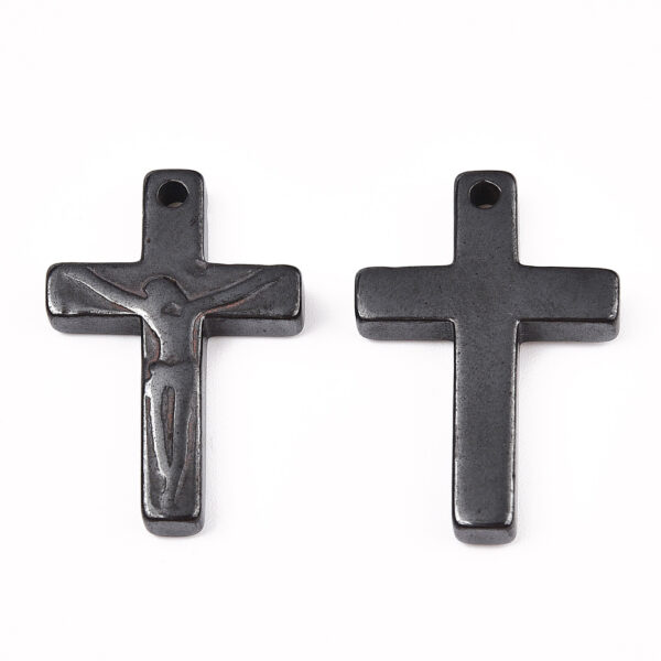 pendentif crucifix en hématite