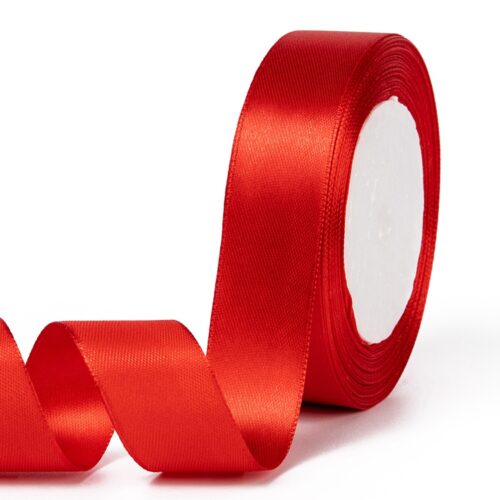 Rouleau de 22 mètres de ruban en satin 25mm rouge