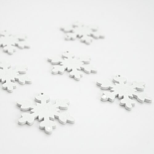 flocons blanc en bois lot de 10 sur fond blanc