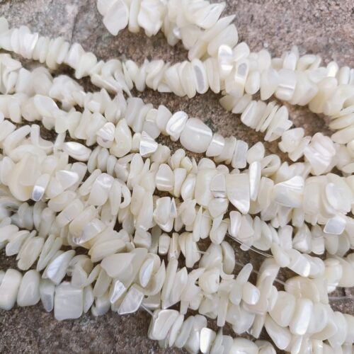 Perles Pépites de coquillage naturel beige X80
