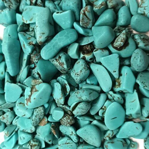 Puces turquoise synthétique non percés x90grs