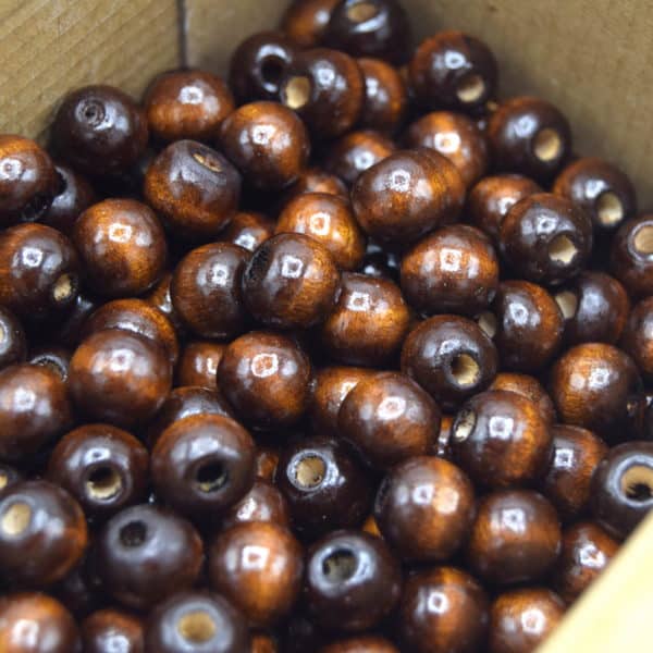 Perles en bois ronde couleur brun coco 12mm x50 – Image 3