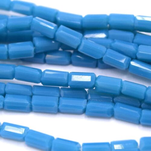 Perles en verre tube rectangulaire à facettes bleu opaque
