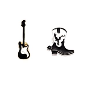 Broche pins rock musique guitare et bottes western noir et blanc